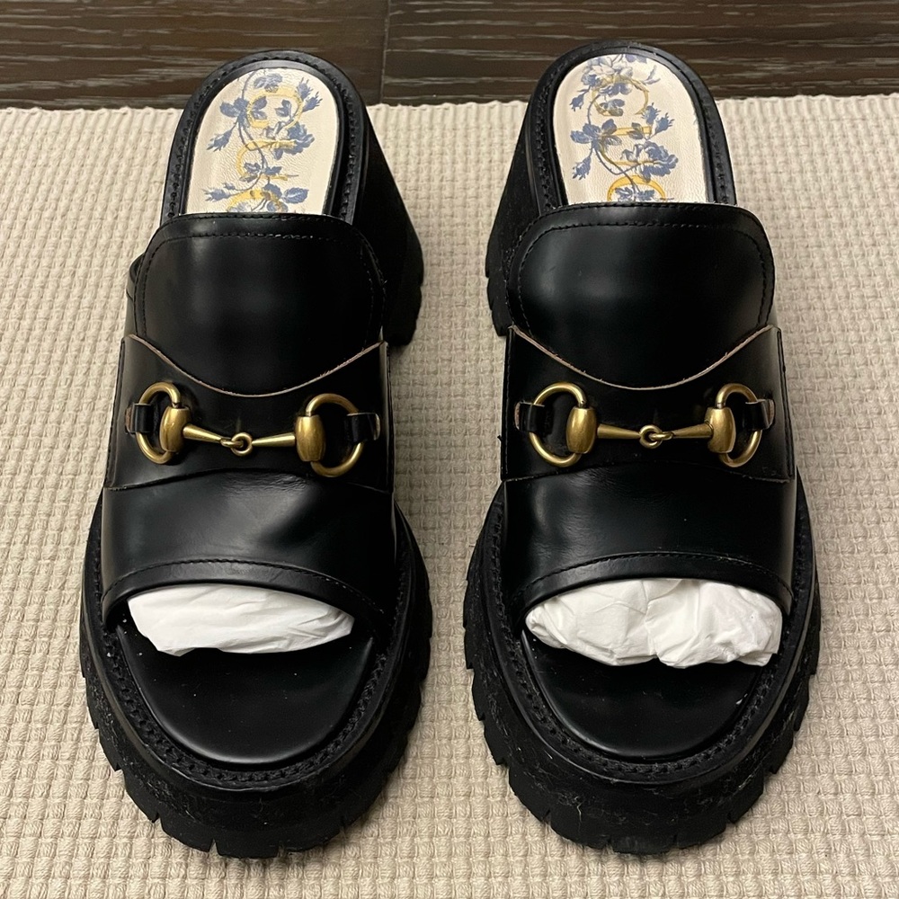 Gucci mid-heel slide sandals with horsebit (FIRM ON PRICE)